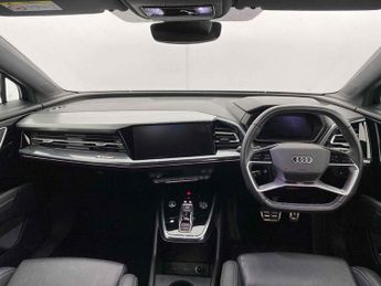 Audi Q4 e-tron Black Edition