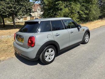 Mini Hatch One