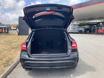 Mercedes-Benz GLA GLA45 AMG