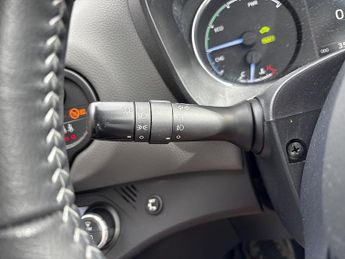 Toyota Yaris VVT-h Icon Tech