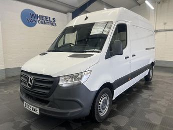 Mercedes Sprinter 2.0 315 CDI Progressive Panel Van 5dr Diesel Manual FWD L2 H2 Eu