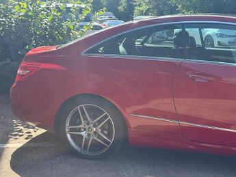 Mercedes-Benz E Class E350 CDI V6 BlueEfficiency Sport Edition 125