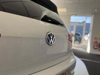 Volkswagen Golf 1.4 TSI GTE Nav Hatchback 5dr Petrol Plug-in Hybrid DSG Euro 6 (