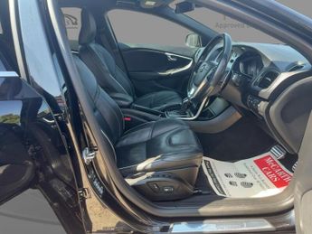 Volvo V40 T3 R-Design Edition