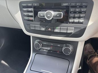 Mercedes-Benz B-Class B180 Blueefficiency Sport