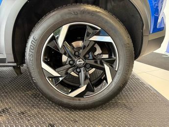 Nissan Juke 1.0 DIG-T N-Connecta SUV 5dr Petrol DCT Auto Euro 6 (s/s) (114 p