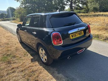 Mini Hatch One