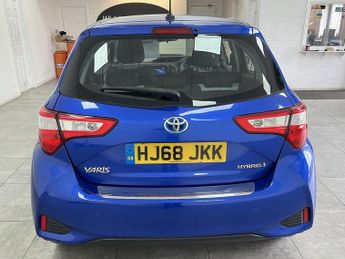 Toyota Yaris VVT-h Icon Tech