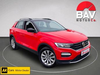 Volkswagen T-Roc TSI SE