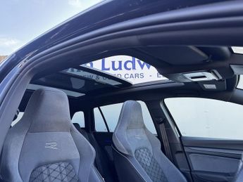 Volkswagen Golf 2.0 TDI R-Line Estate 5dr Diesel DSG Euro 6 (s/s) (150 ps)