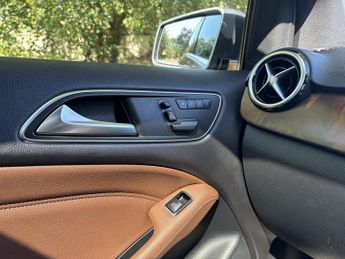 Mercedes-Benz B-Class B180 Sport