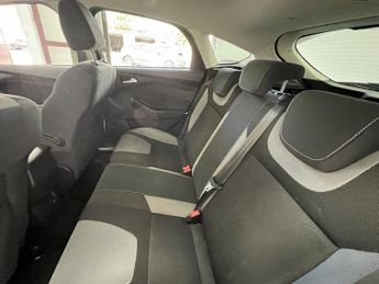 Ford Focus T EcoBoost Zetec S