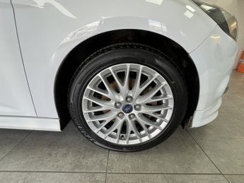 Ford Focus T EcoBoost Zetec S