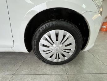 Suzuki Swift SZ2