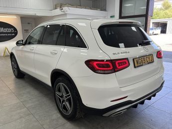 Mercedes-Benz GLC GLC220d AMG Line