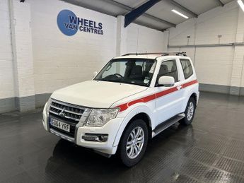 Mitsubishi Shogun 3.2 DI-DC SG2 SUV 3dr Diesel Auto 4WD Euro 5 SWB (197 ps)