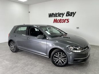 Volkswagen Golf TSI BlueMotion Tech SE Nav