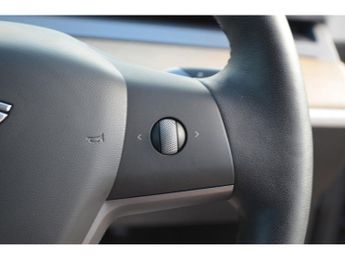Tesla Model 3 Long Range