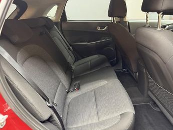 Hyundai KONA 64kWh Premium SUV 5dr Electric Auto (10.5kW Charger) (204 ps)