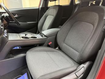 Hyundai KONA Premium