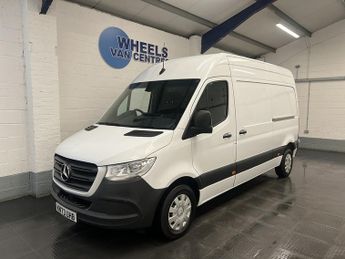Mercedes Sprinter 2.0 315 CDI Premium Panel Van 5dr Diesel G-Tronic FWD L2 H2 Euro