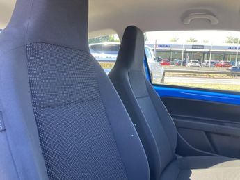 Volkswagen up! Take up!