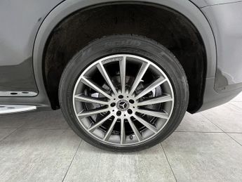 Mercedes-Benz GLC GLC300d AMG Line
