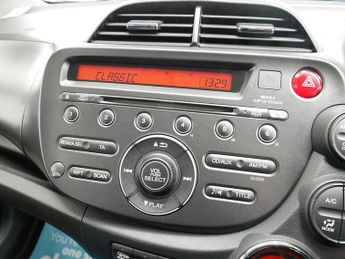 Honda Jazz i-VTEC ES Plus