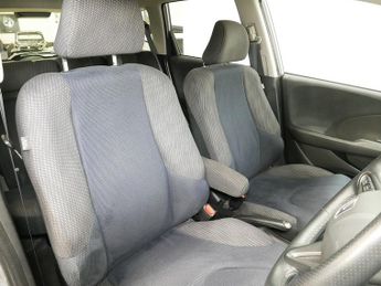 Honda Jazz i-VTEC ES Plus