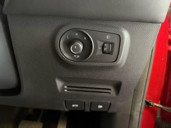 MG MG ZS 1.0 T-GDI Exclusive SUV 5dr Petrol Auto Euro 6 (111 ps)