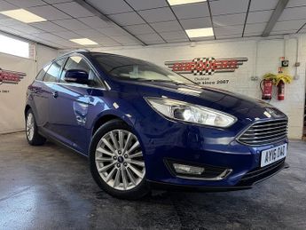 Ford Focus T EcoBoost Titanium X