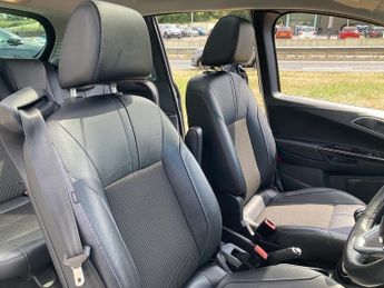 Ford B-Max T EcoBoost Titanium X