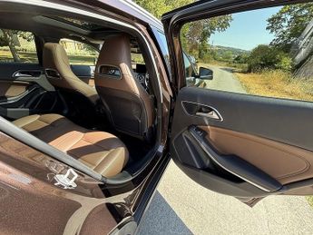 Mercedes-Benz Gla-Class Gla250 4Matic Sport