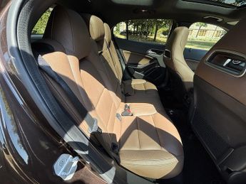 Mercedes-Benz Gla-Class Gla250 4Matic Sport