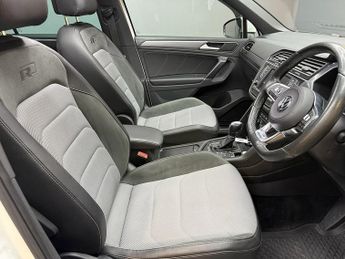 Volkswagen Tiguan 2.0 TDI BlueMotion Tech R-Line SUV 5dr Diesel DSG 4Motion Euro 6