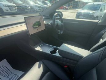 Tesla Model Y (Dual Motor) Long Range SUV 5dr Electric Auto 4WDE (384 bhp)
