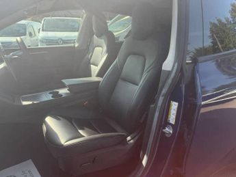 Tesla Model Y (Dual Motor) Long Range SUV 5dr Electric Auto 4WDE (384 bhp)