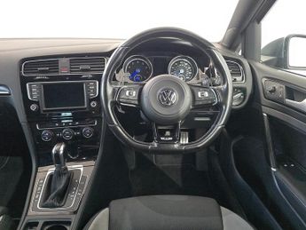 Volkswagen Golf TSI BlueMotion Tech R