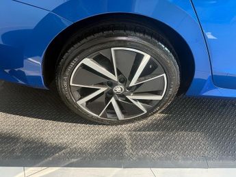 Skoda Octavia 1.4 TSI iV 13kWh SE L Estate 5dr Petrol Plug-in Hybrid DSG Euro 