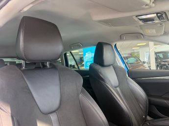 Skoda Octavia 1.4 TSI iV 13kWh SE L Estate 5dr Petrol Plug-in Hybrid DSG Euro 
