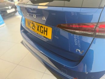 Skoda Octavia 1.4 TSI iV 13kWh SE L Estate 5dr Petrol Plug-in Hybrid DSG Euro 