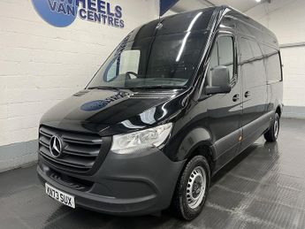 Mercedes Sprinter 2.0 315 CDI Progressive Panel Van 5dr Diesel Manual FWD L2 H2 Eu
