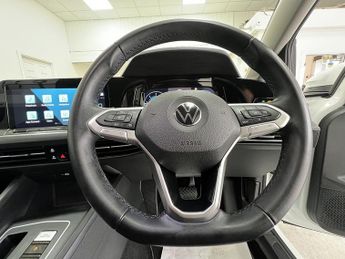Volkswagen Golf TDI Style