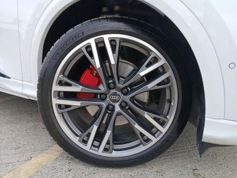 Audi Q5 TFSI Edition 1
