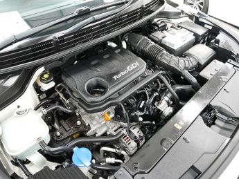 Kia Stonic T-GDi 3