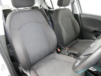 Vauxhall Corsa i ecoTEC SE Nav