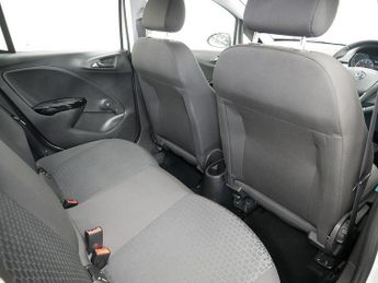 Vauxhall Corsa i ecoTEC SE Nav