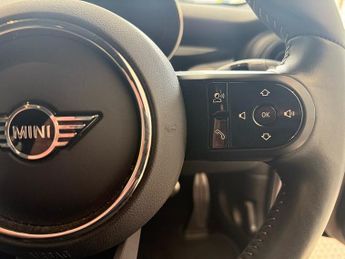 MINI Hatch 1.5 Cooper Sport Hatchback 5dr Petrol Steptronic Euro 6 (s/s) (1
