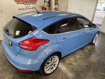 Ford Focus T EcoBoost Titanium X