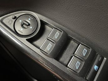 Ford Focus T EcoBoost Titanium X